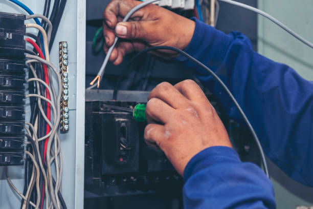 Best Affordable Emergency Electrician  in Pine Lawn, MO
